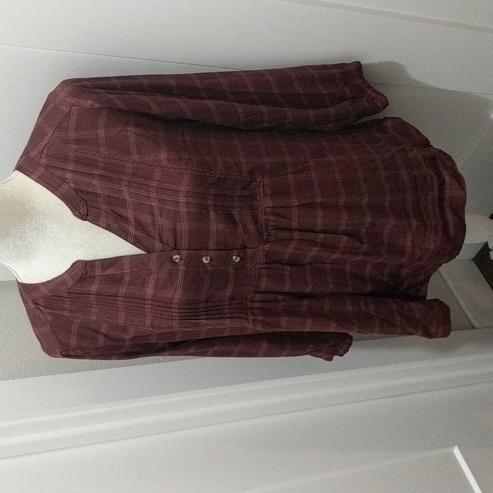 NWT Wrangler Plaid Burgundy Long Sleeve Top